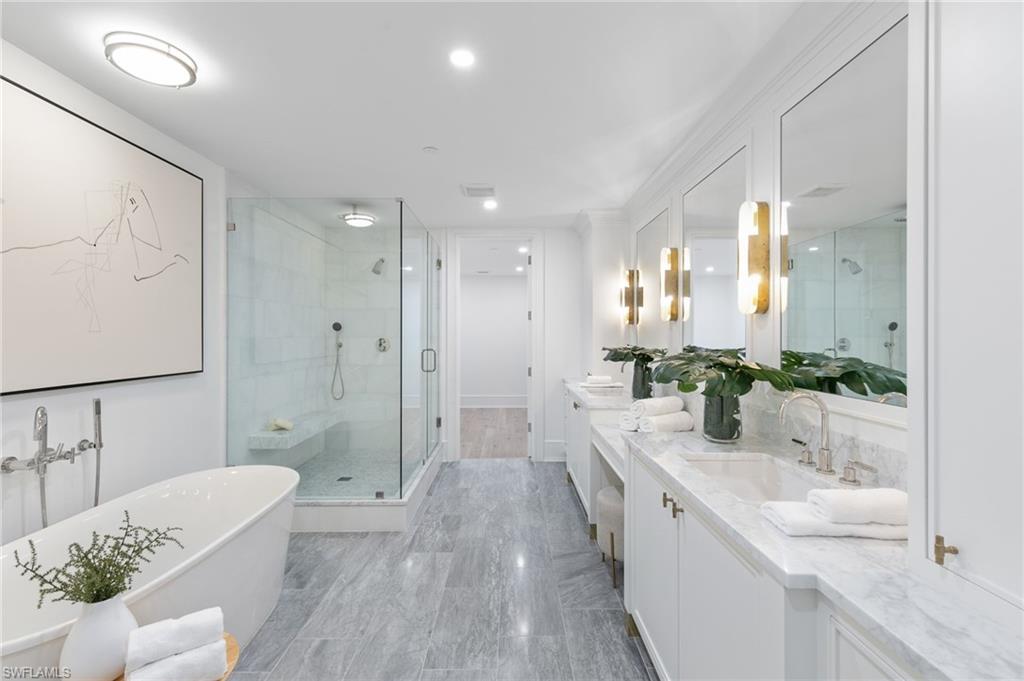 1820 GULF SHORE BLVD N # 301