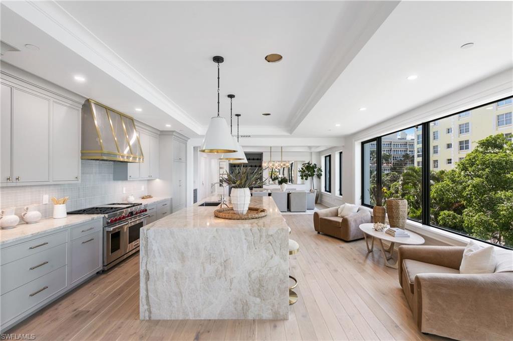 1820 GULF SHORE BLVD N # 301