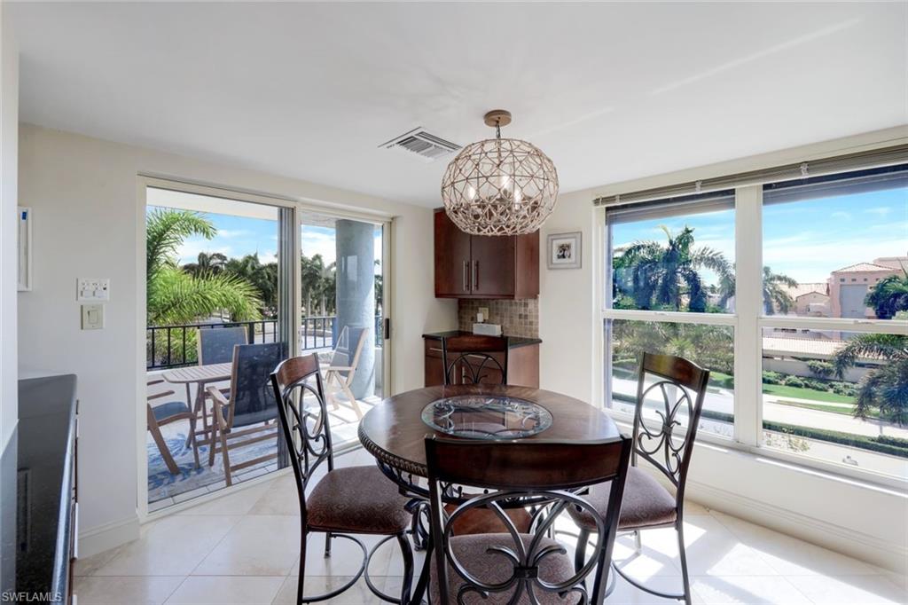 4451 Gulf Shore BLVD N # 405