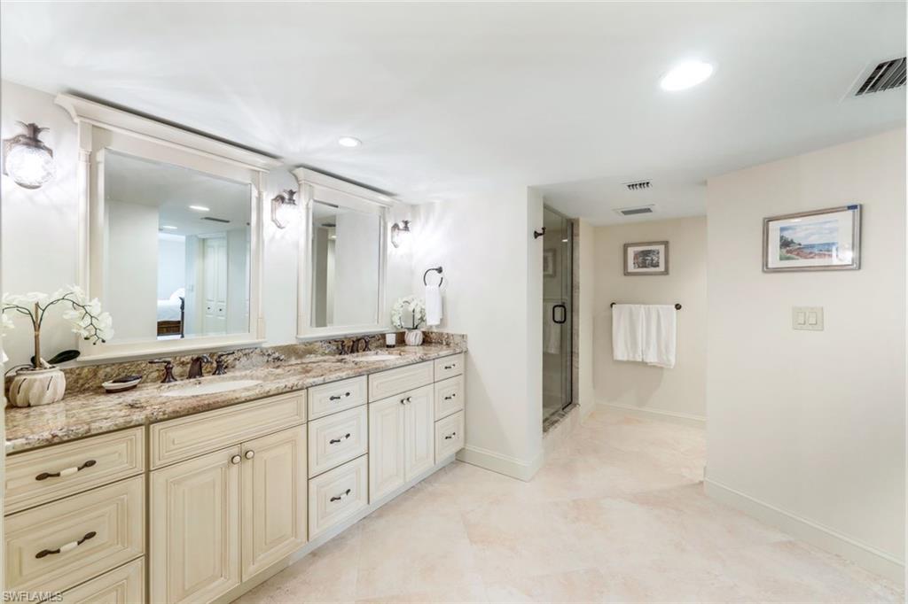 4451 Gulf Shore BLVD N # 405