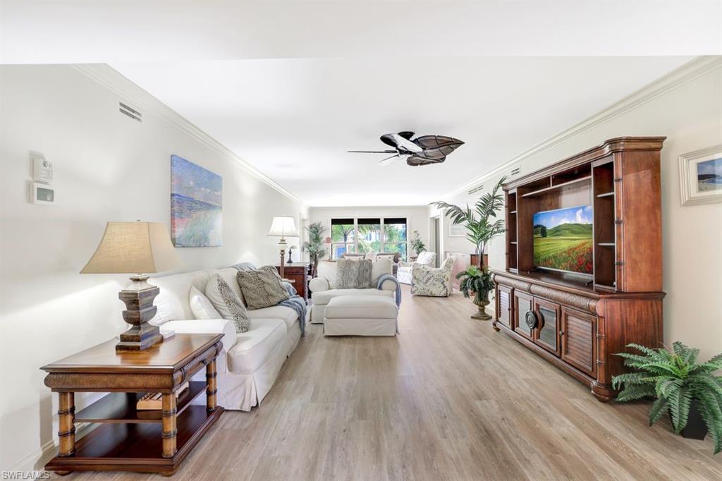 4451 Gulf Shore BLVD N # 405