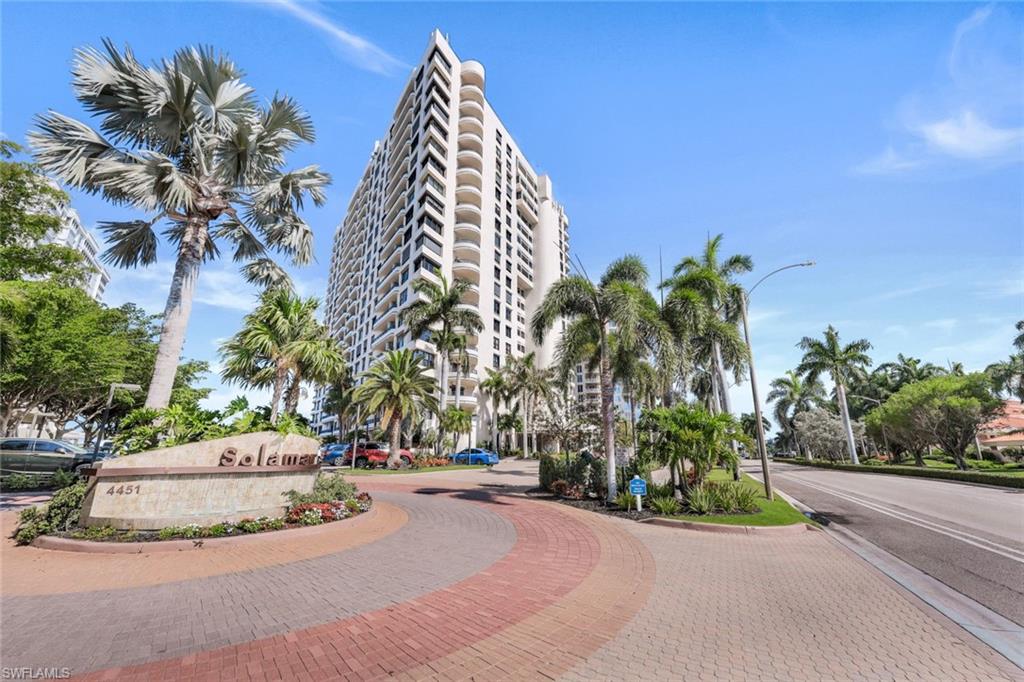 4451 Gulf Shore BLVD N # 405