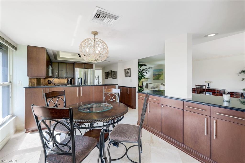 4451 Gulf Shore BLVD N # 405