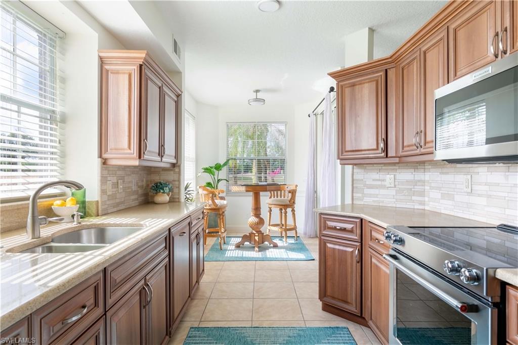 503 Laguna Royale BLVD # 201