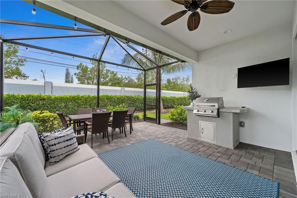 2353 Ariane DR