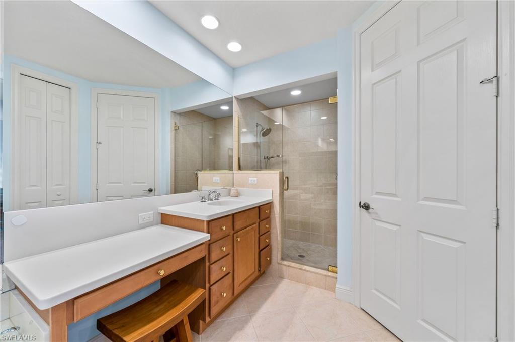 6414 Legacy CIR # 902