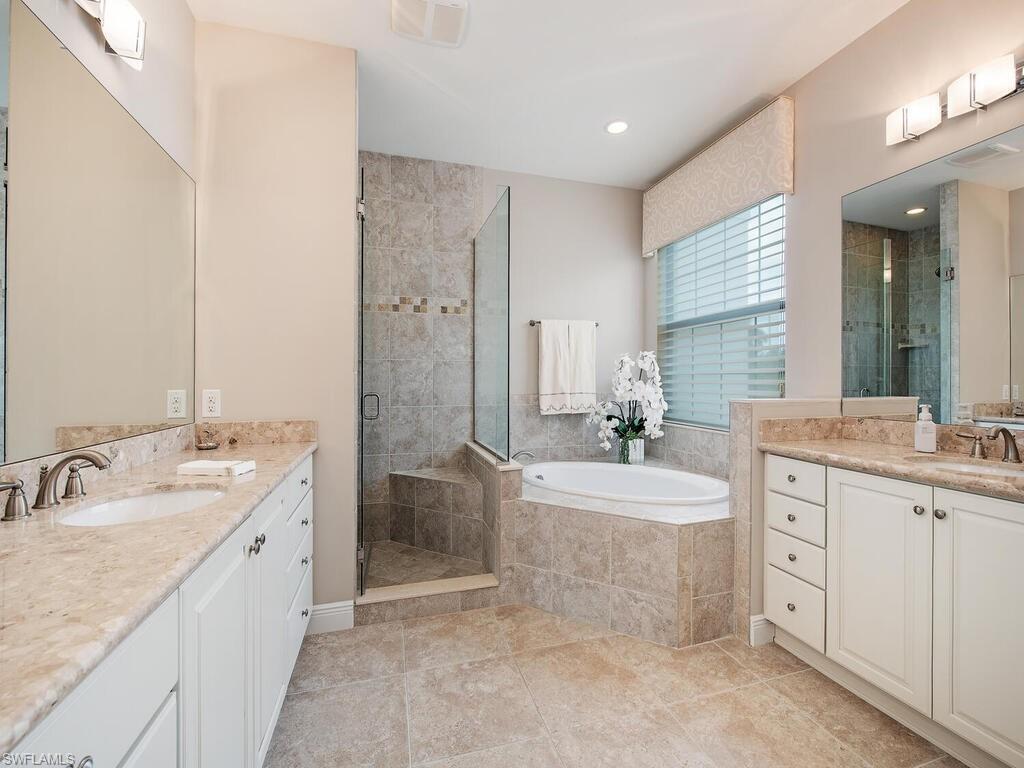 24481 Terzetto LN # 602