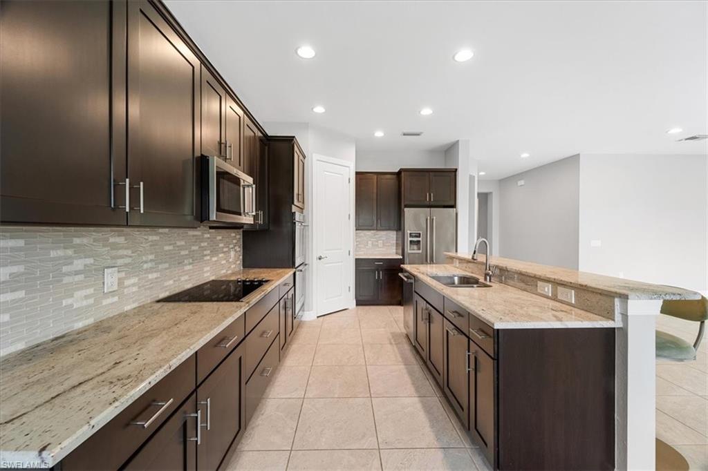 12708 Astor PL