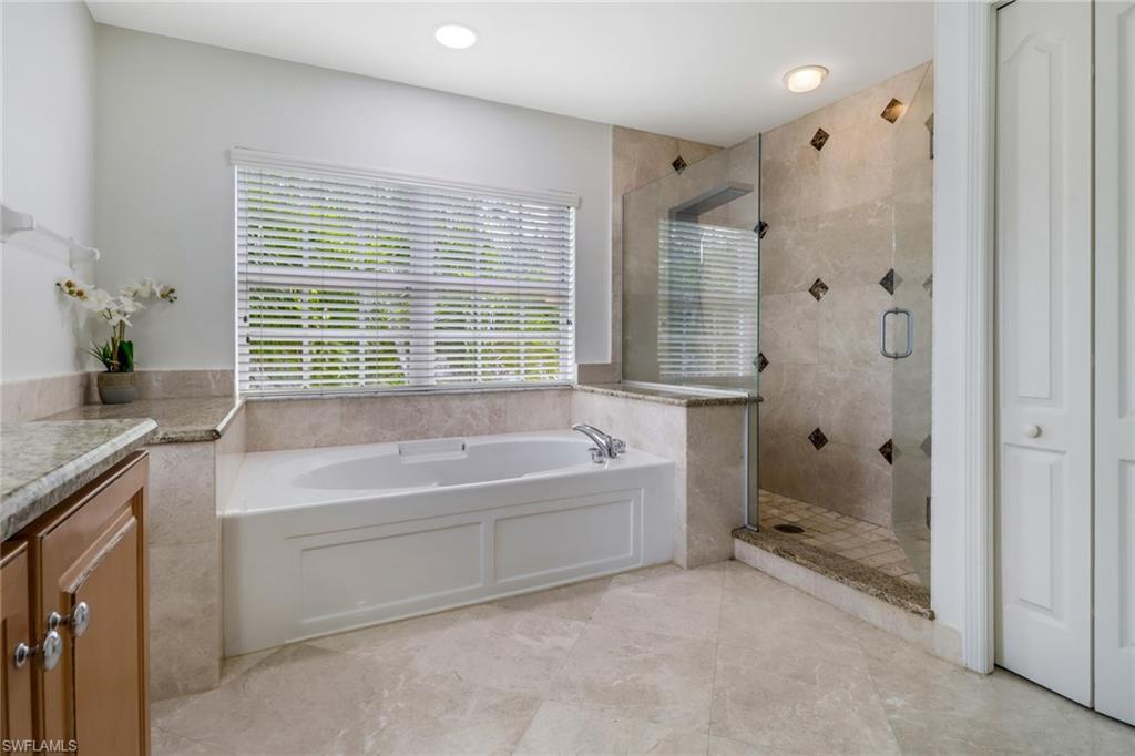8271 Laurel Lakes WAY