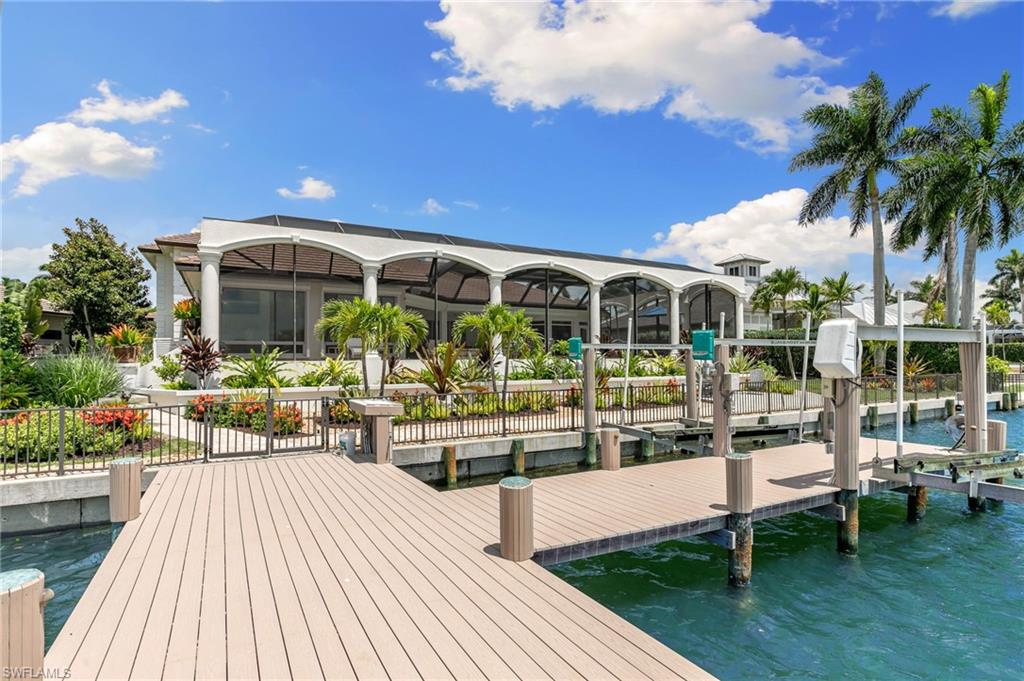 872 Inlet DR