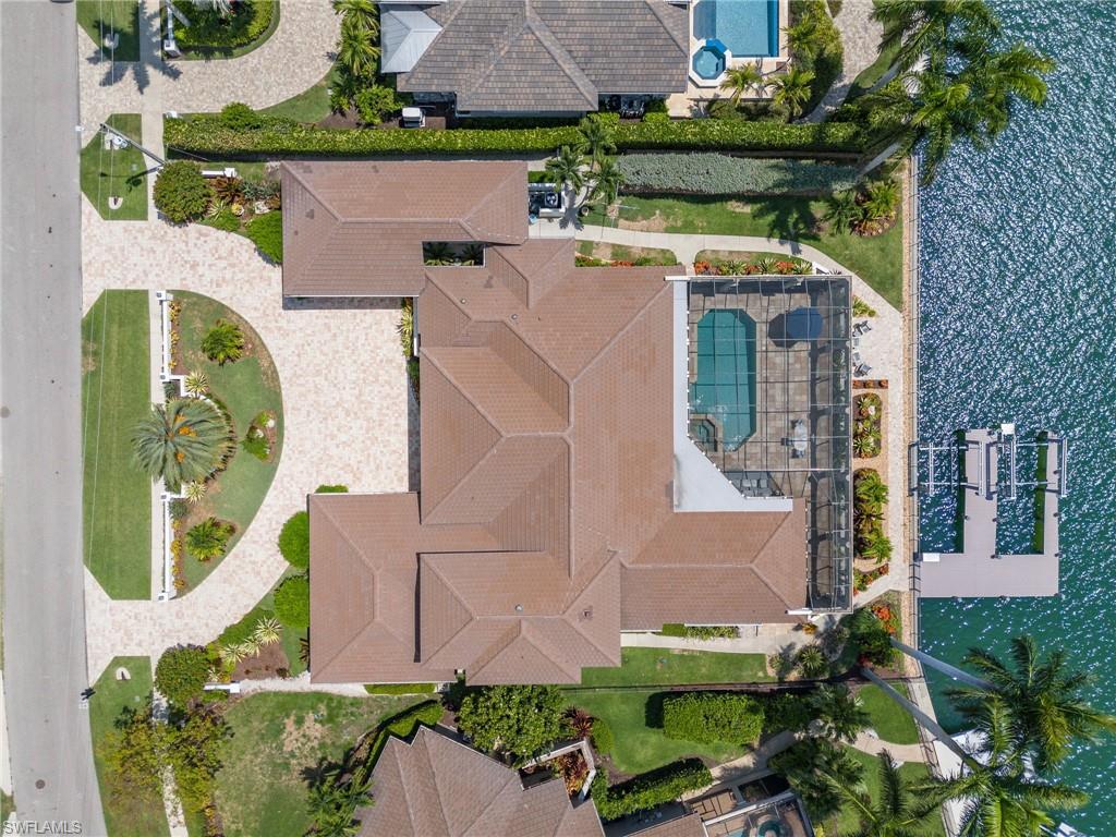 872 Inlet DR