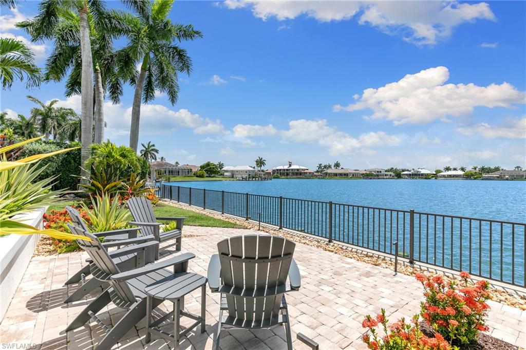 872 Inlet DR