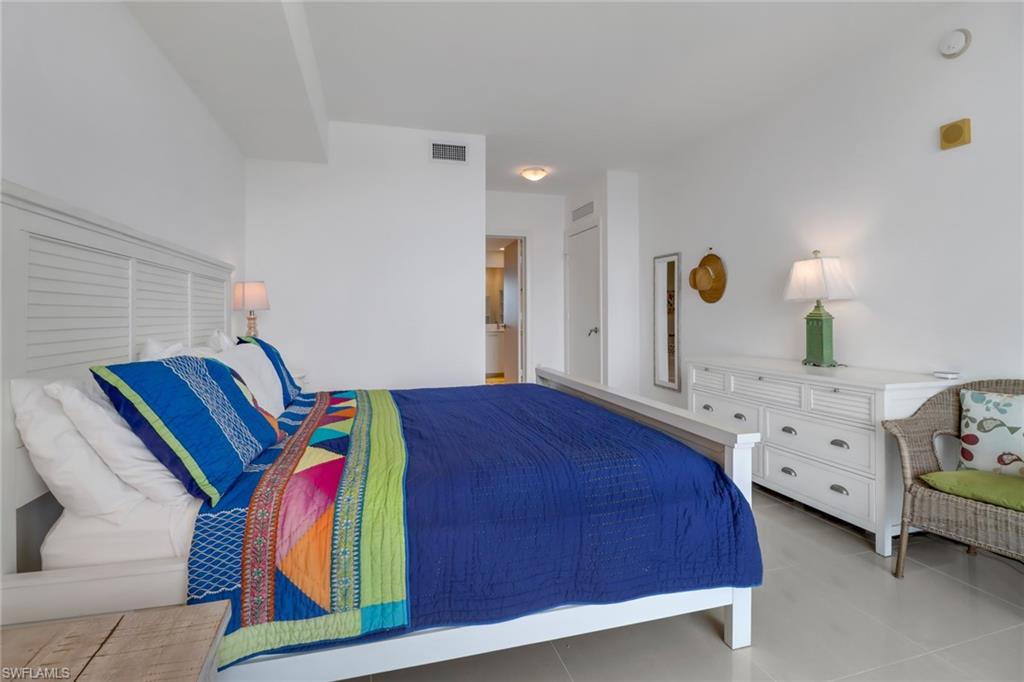 3000 Oasis Grand BLVD # 2403