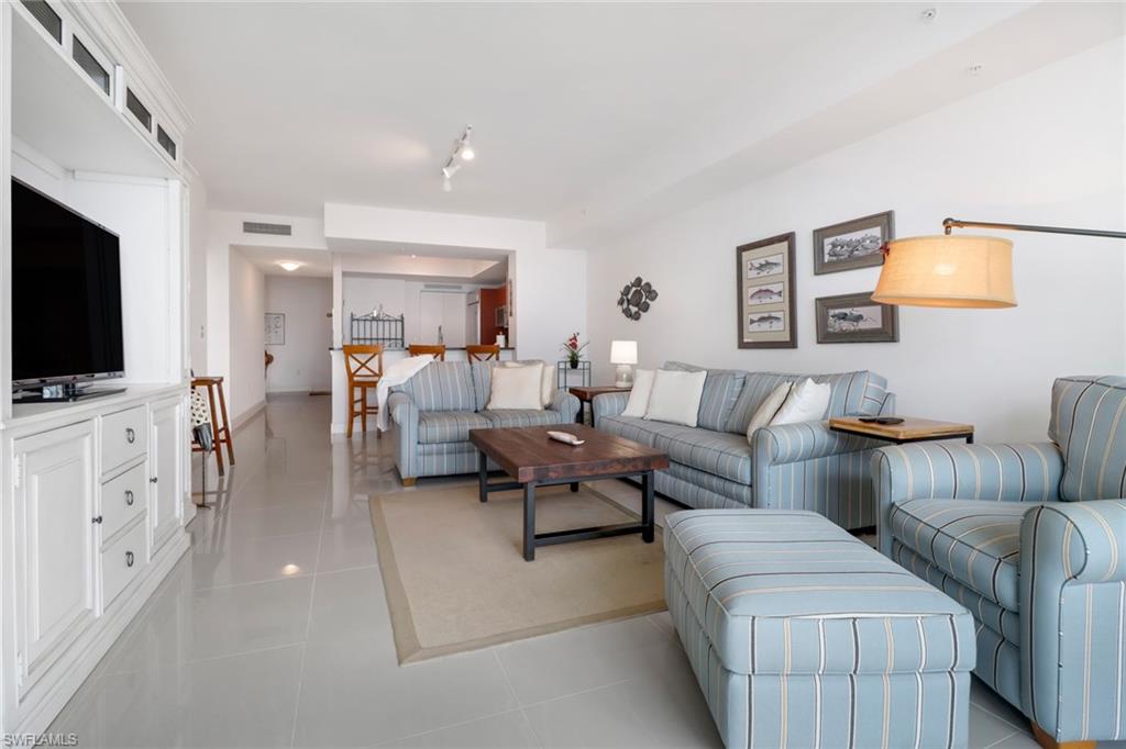 3000 Oasis Grand BLVD # 2403