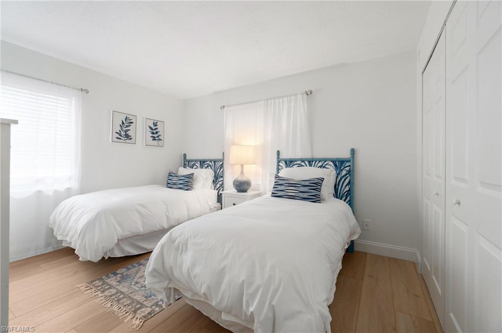 1222 Gordon DR # 2