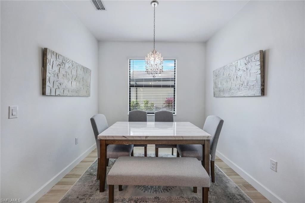 1439 Birdie DR