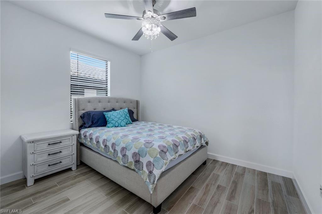 1439 Birdie DR