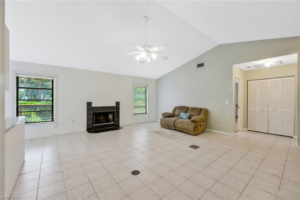 283 S Heathwood DR