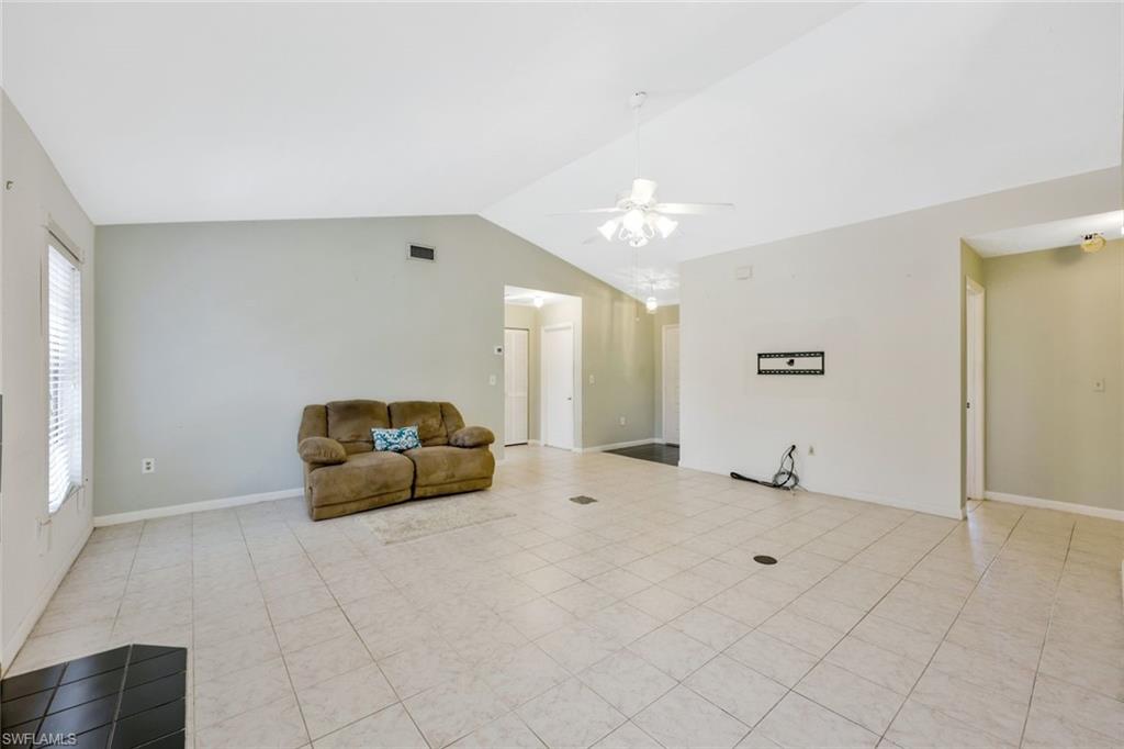 283 S Heathwood DR