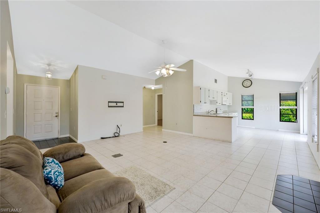 283 S Heathwood DR