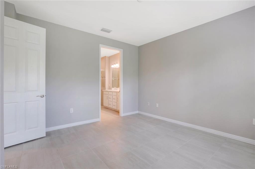 1212 Enbrook LOOP