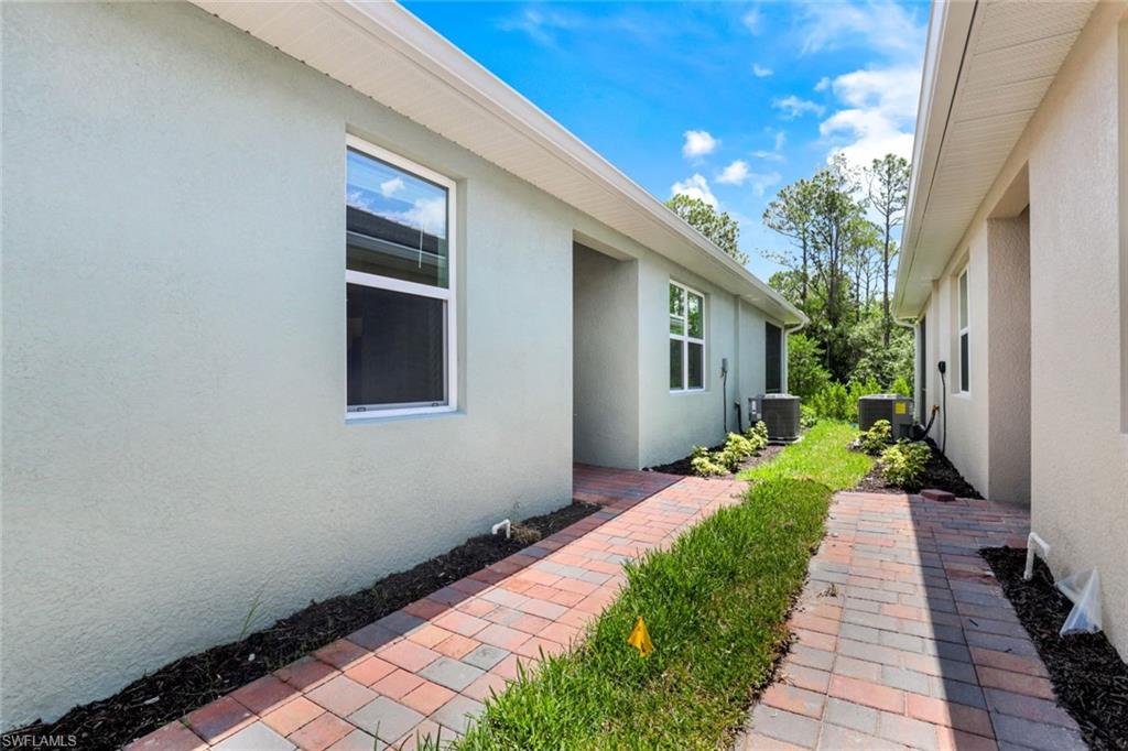 1212 Enbrook LOOP