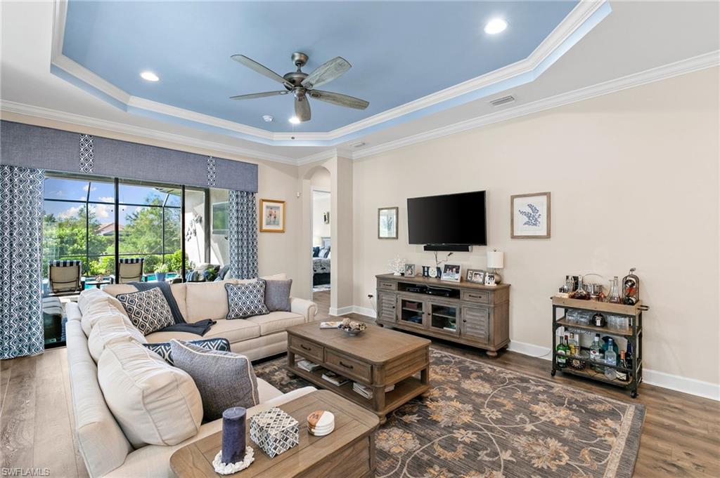 9478 Terresina DR
