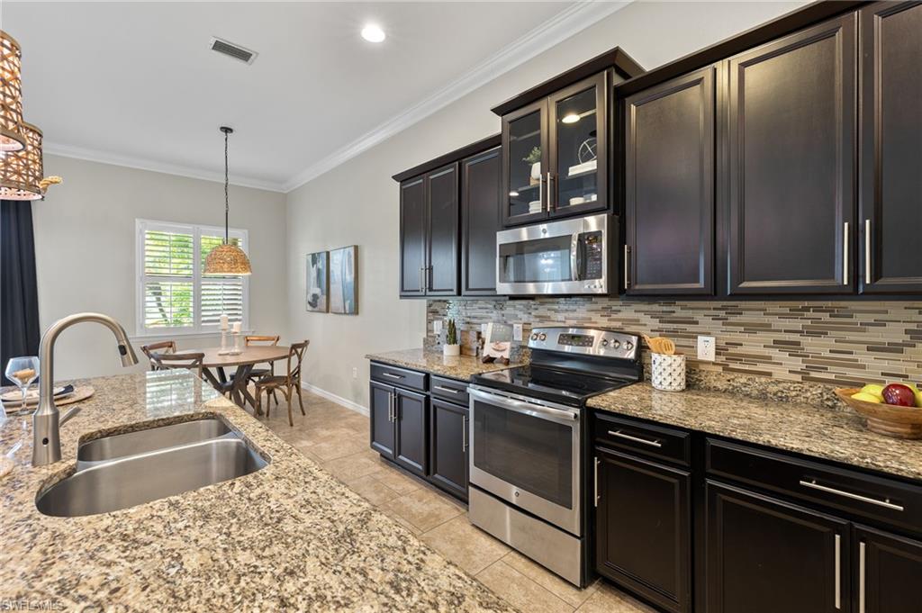 26100 Grand Prix DR