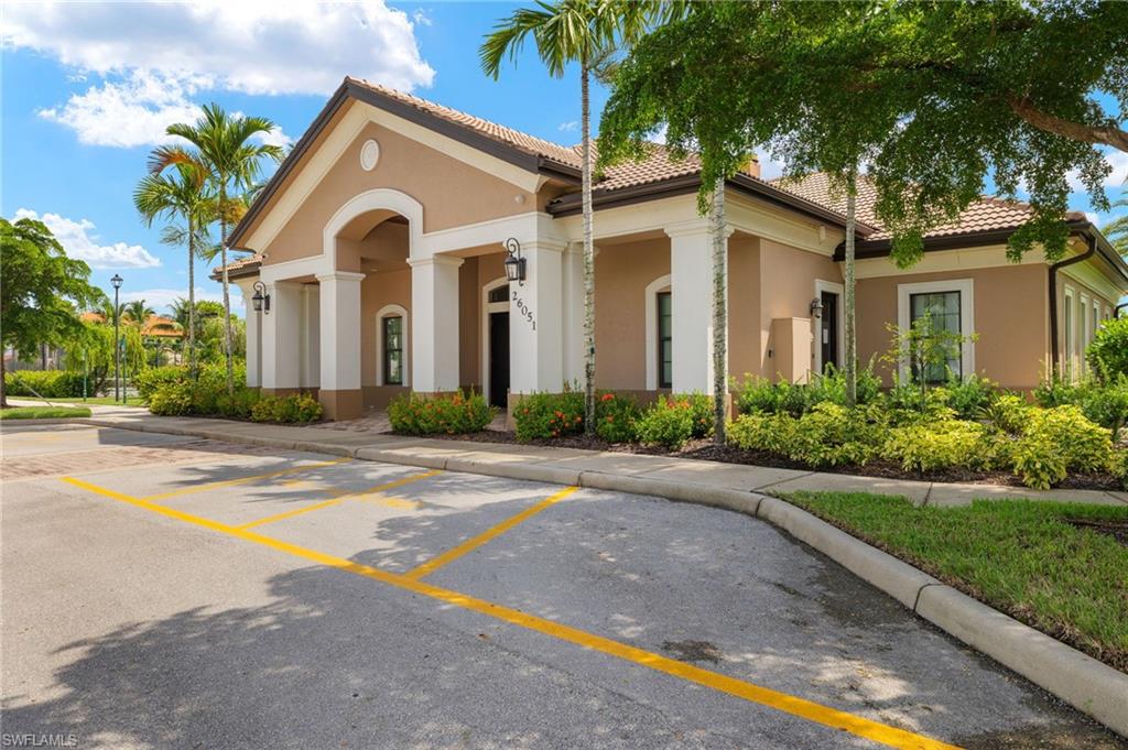 26100 Grand Prix DR