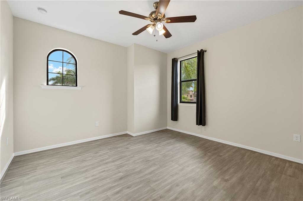26100 Grand Prix DR