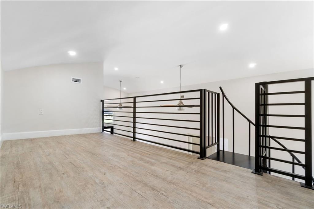 2330 14th AVE NE