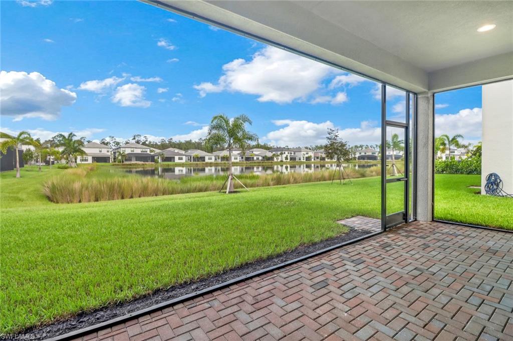20176 Camellia Crosse LN