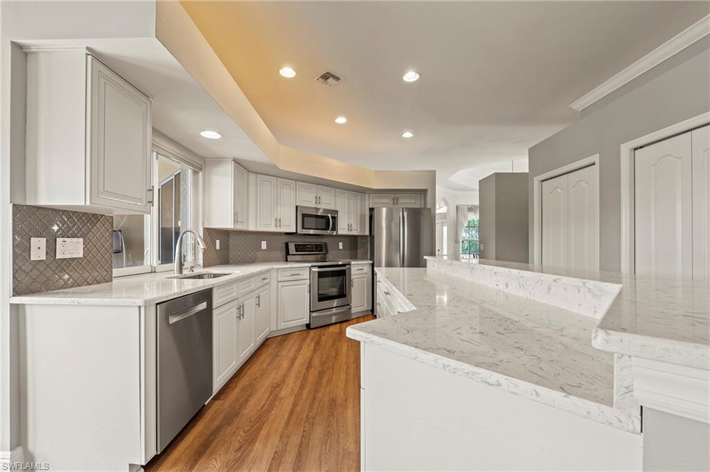 26337 Clarkston DR