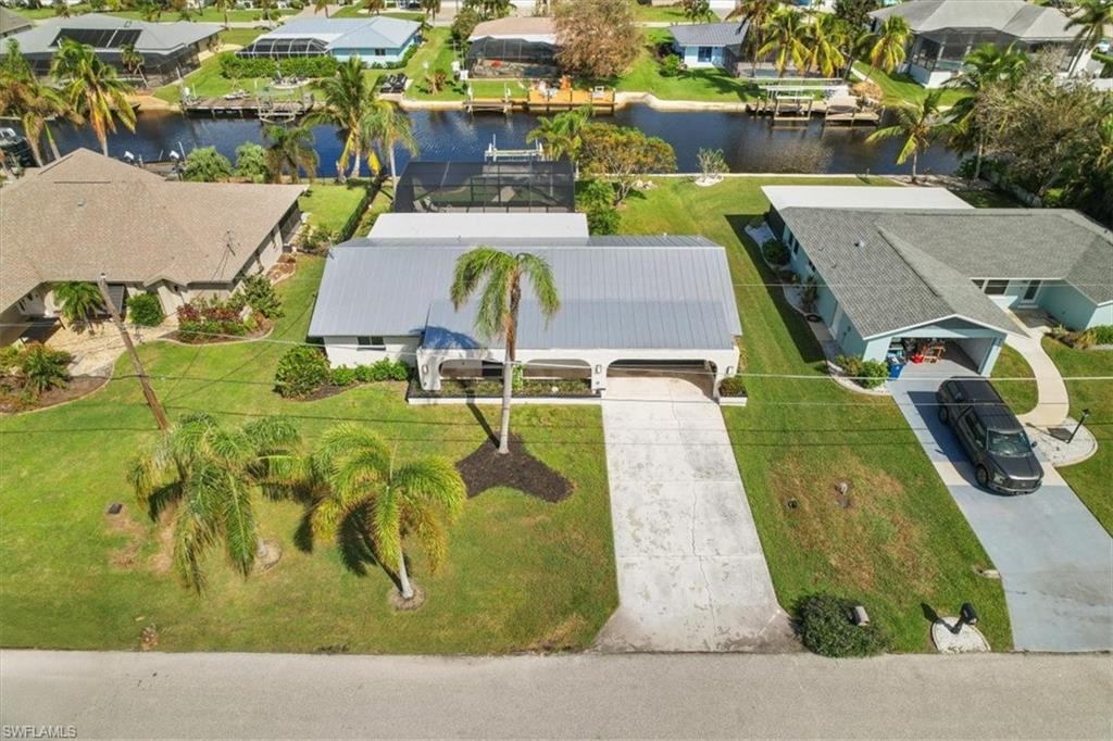 6128 Cocos DR