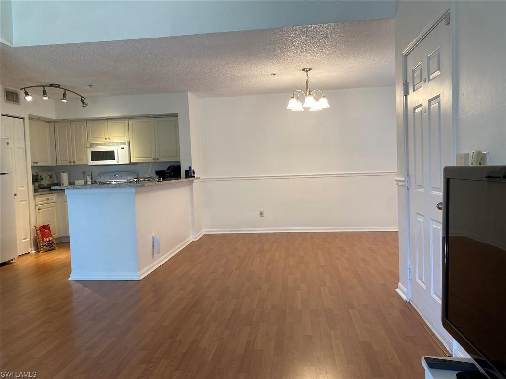 1270 Wildwood Lakes BLVD # 202