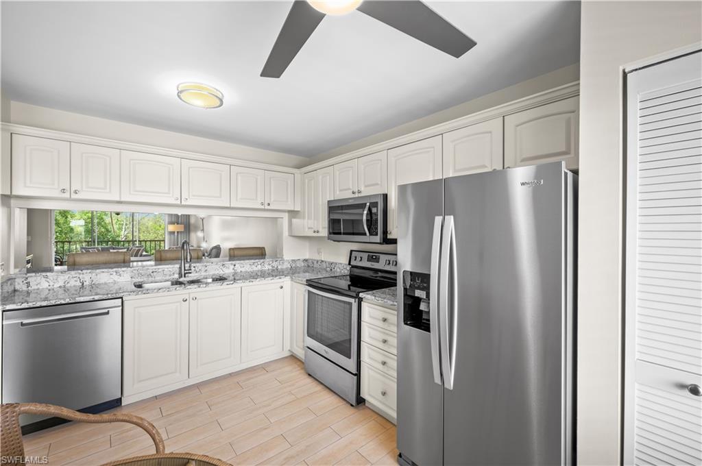 3041 Sandpiper Bay CIR # H305