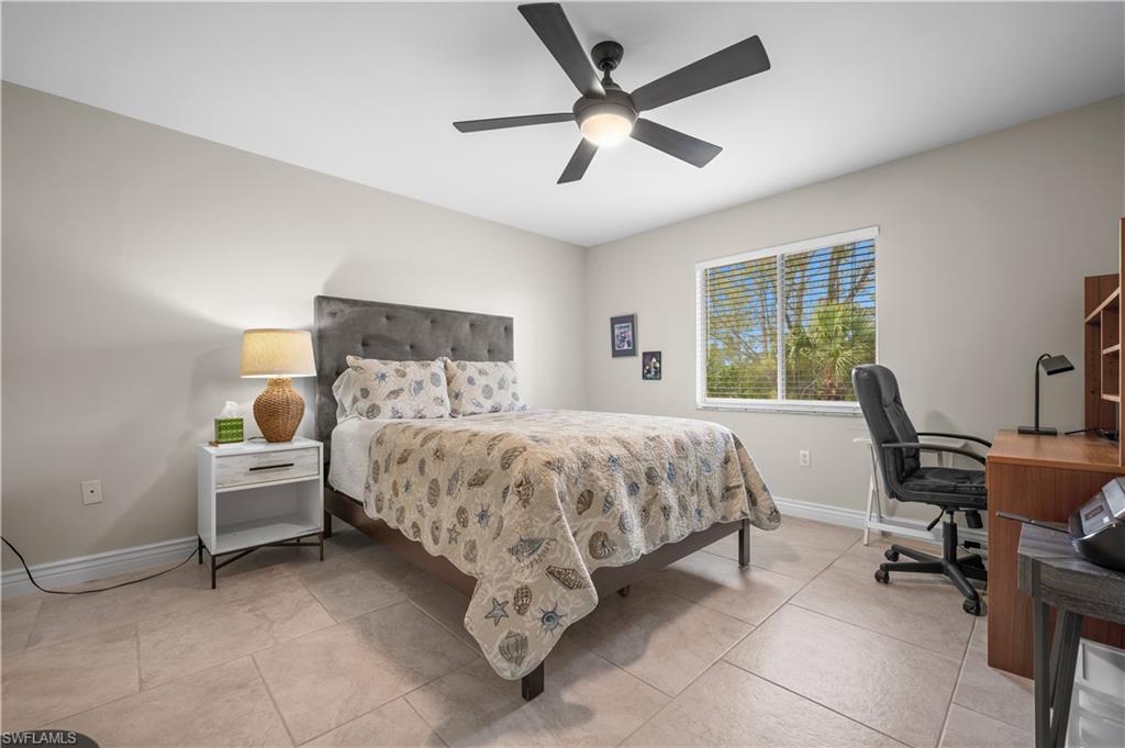 3041 Sandpiper Bay CIR # H305