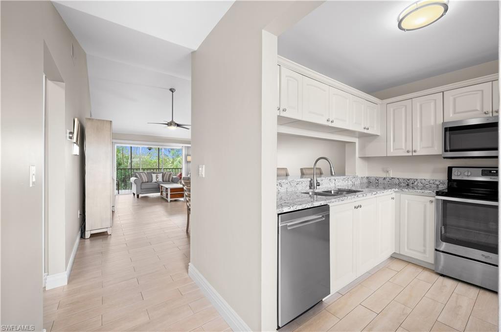 3041 Sandpiper Bay CIR # H305