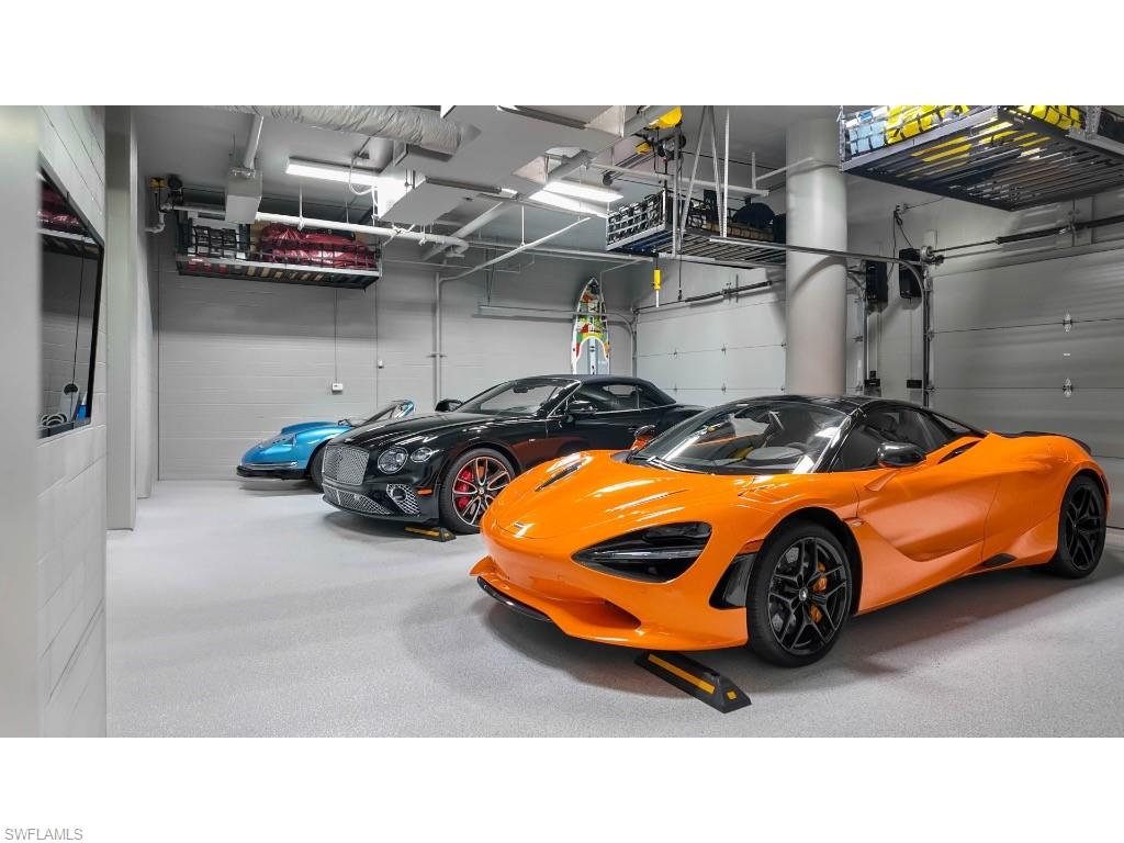 4101 Gulf Shore BLVD N # 2 Unit: PH-2