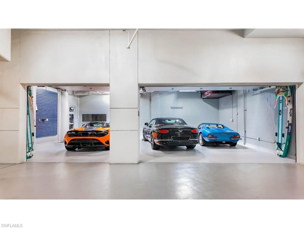 4101 Gulf Shore BLVD N # 2 Unit: PH-2