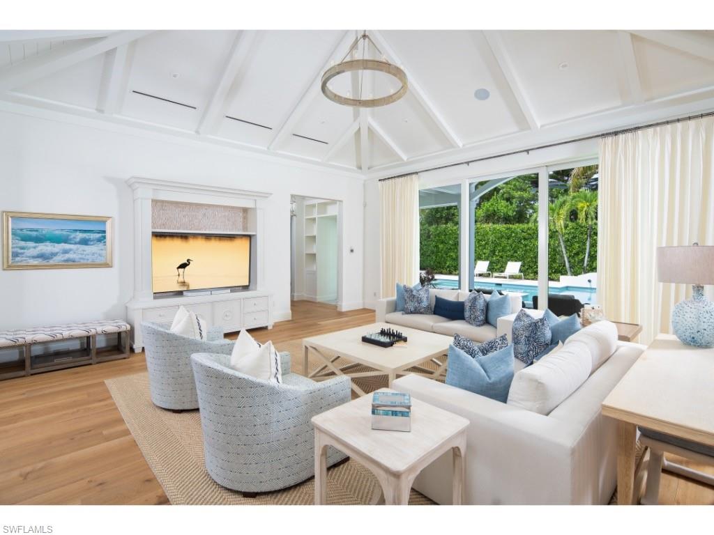 741 Coral DR