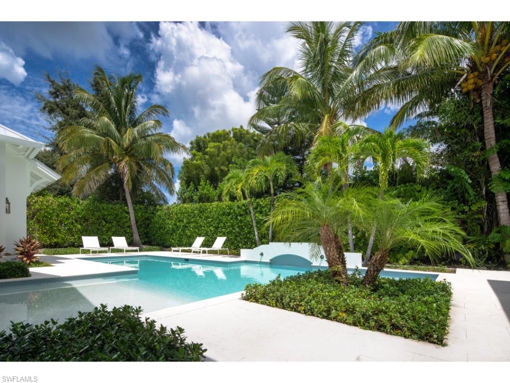 741 Coral DR