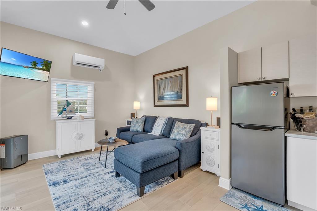 6220 Tidewater Island CIR