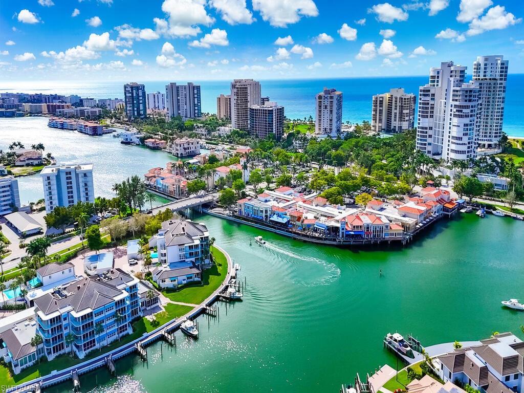 255 Park Shore DR # 333 Unit: 3-333