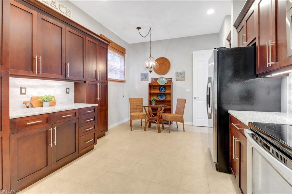 9176 Springview LOOP
