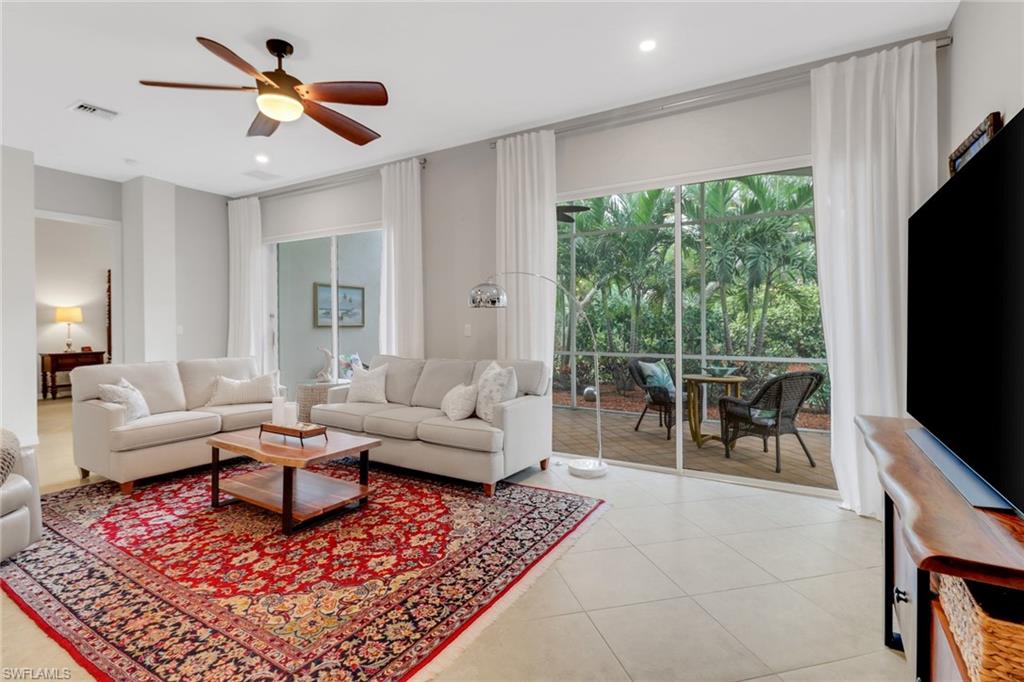 9176 Springview LOOP