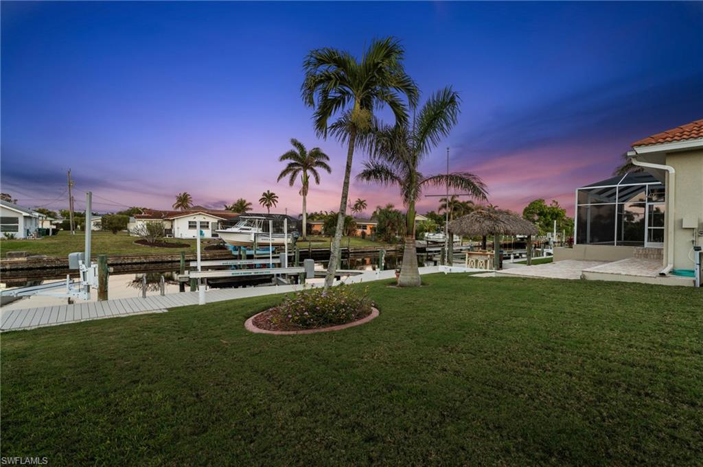 5265 Tamiami CT