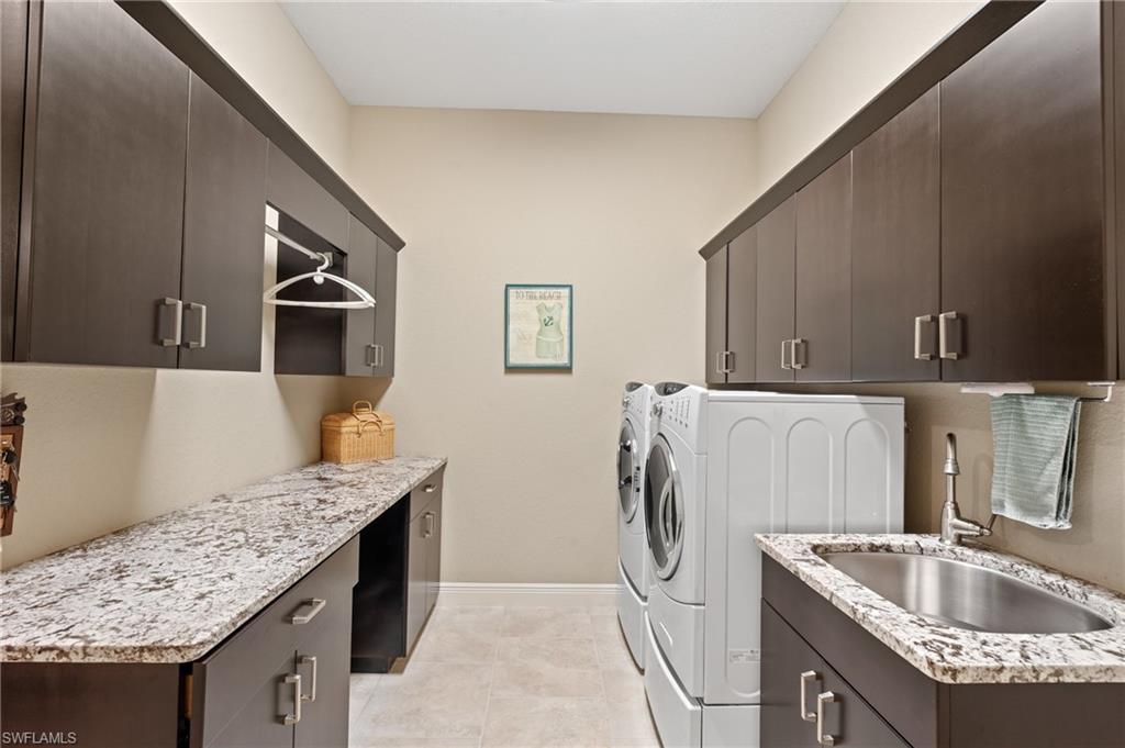 5265 Tamiami CT