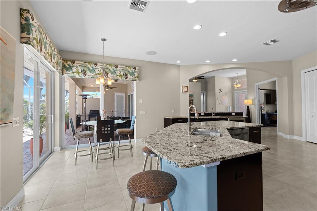 5265 Tamiami CT