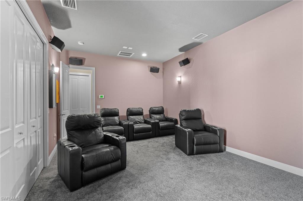 5265 Tamiami CT